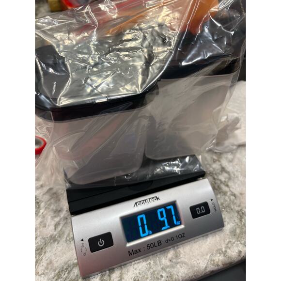 Tupperware Modular Mates Plastic Spice Shakers, set of 4 - Picture 7 of 7